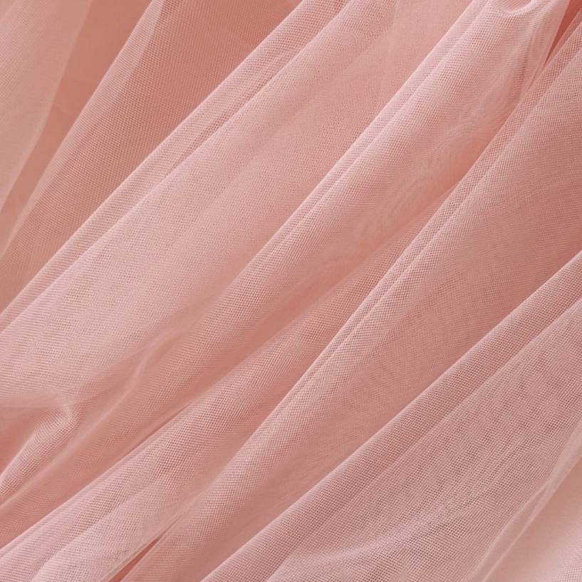 Hayal Tüll, Farbe Lachs - perfekt für Tüllkleider und Tüllröcke. Atelier de Couture Nataliia