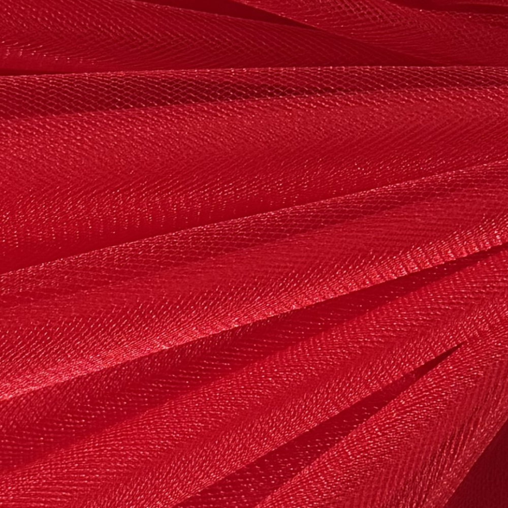 Tüll rot mittelfest, Crystal Tüll 300cm breit. Crystal Tüll kaufen in Deutschland bei Atelier de Couture Nataliia. Für Tüllröcke und Tüllkleider