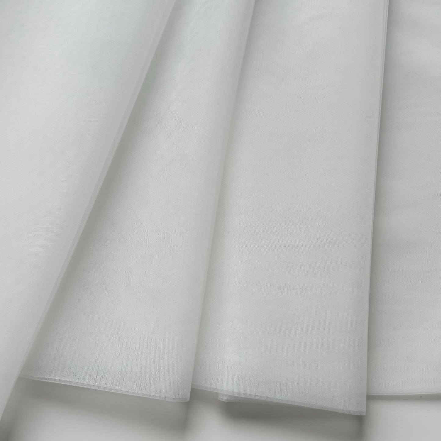 Tüll offwhite, wollweiß, Hayal Tüll, 300cm breit - für Tüllkleider, Tüllröcke, Dekorationen. Tüll in Deutschland kaufen bei Atelier de Couture Nataliia