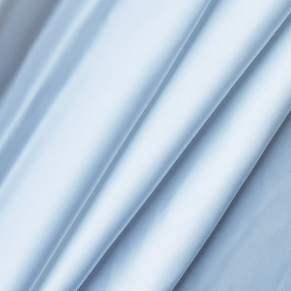 Detail Satin Stoff für Brautkleid weiss Struktur glatt