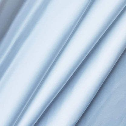 Detail Satin Stoff für Brautkleid weiss Struktur glatt