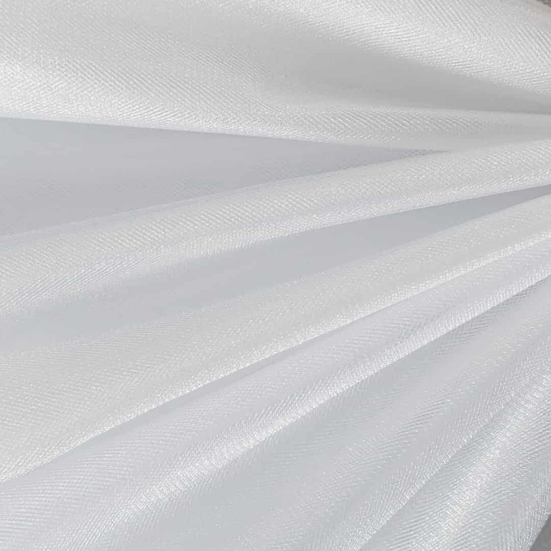 Tüll Stoff weiß 300 cm breit, fein und leicht glänzend