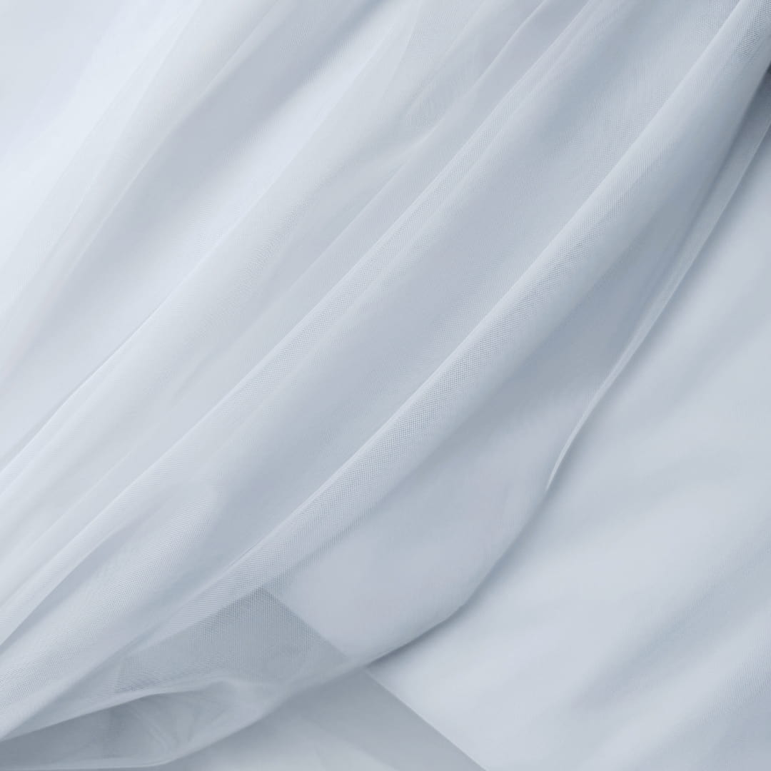 Weißer Tüllstoff für Blumenmädchenkleid, 300 cm breit, geeignet für individuelle Anfertigungen